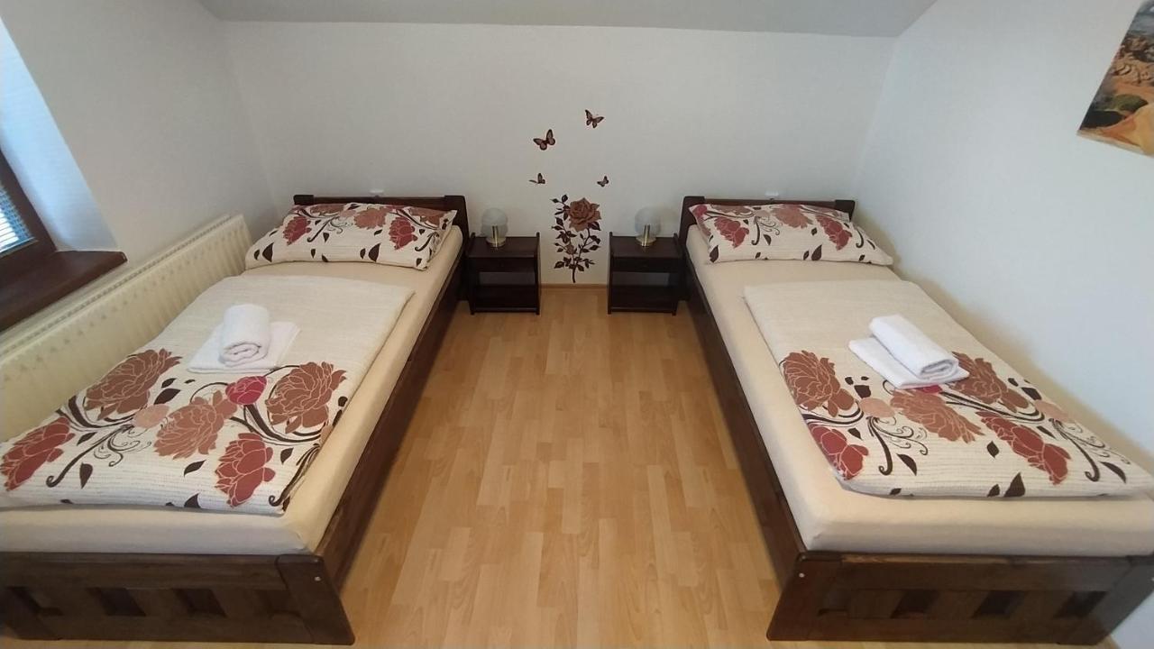 Apartman U Spycharu Bile Policany Zewnętrze zdjęcie