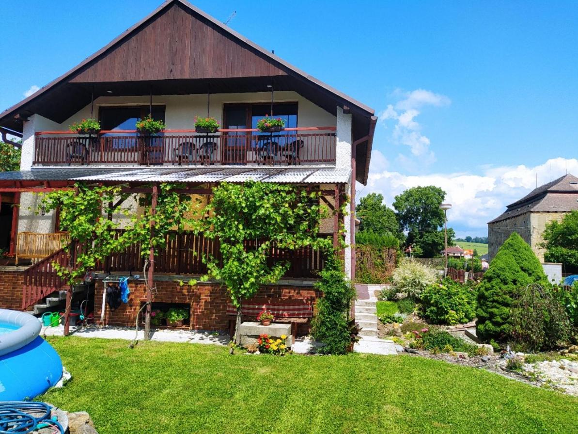 Apartman U Spycharu Bile Policany Zewnętrze zdjęcie